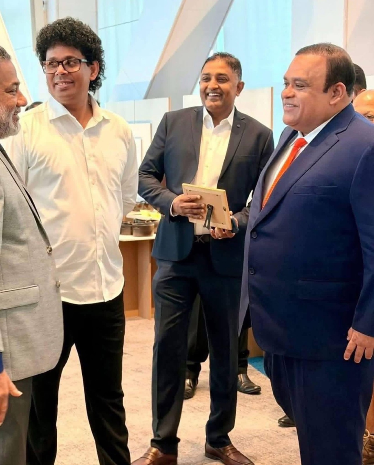 සමාජ ප්‍රාග්ධනය දැක්කා ද?